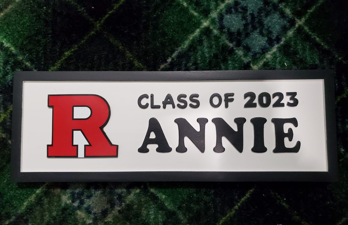 Custom College Signs Takes 1421 Days for Delivery
